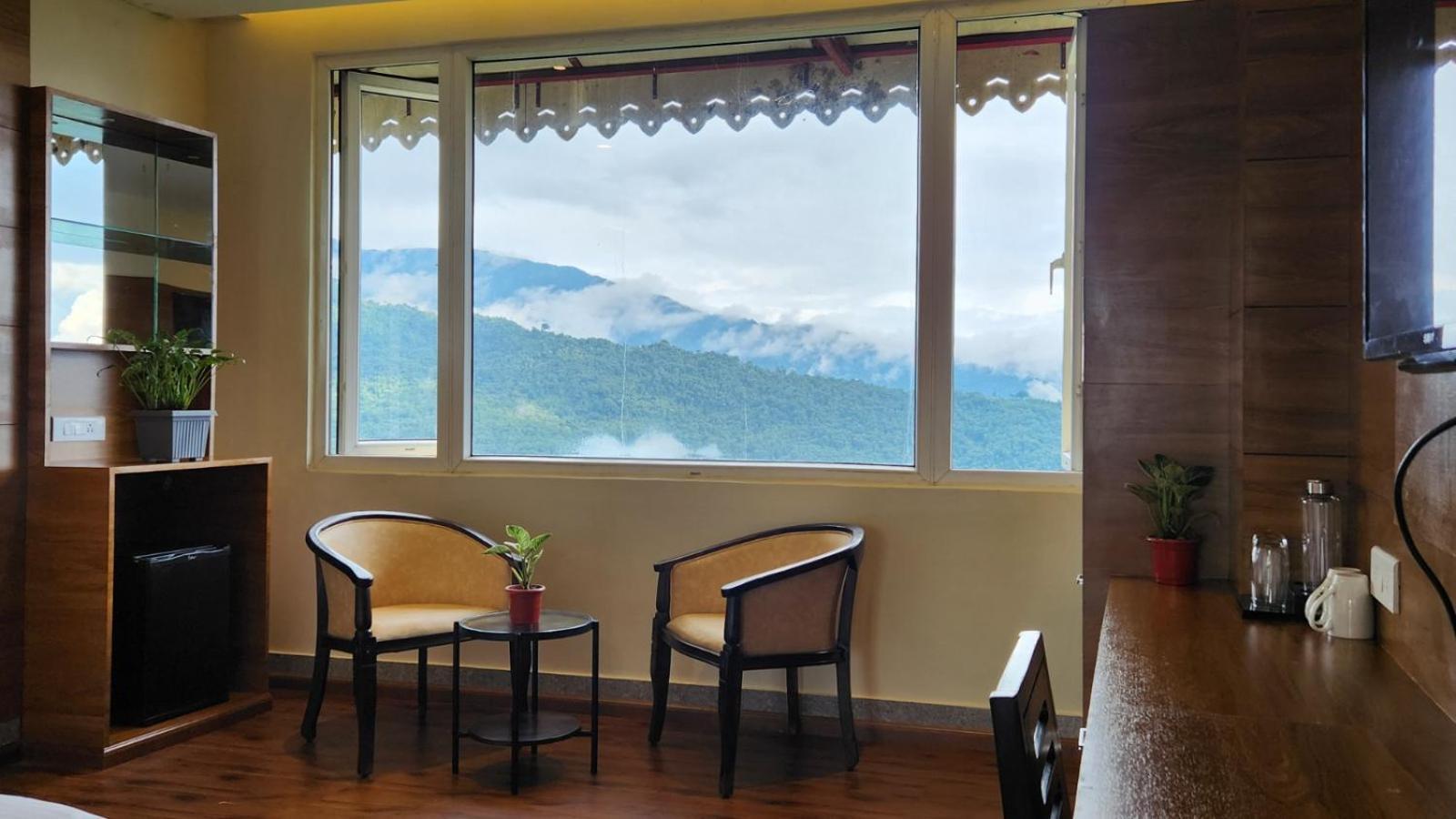 Voyage The Royal Retreat Hotel Gangtok Exterior photo